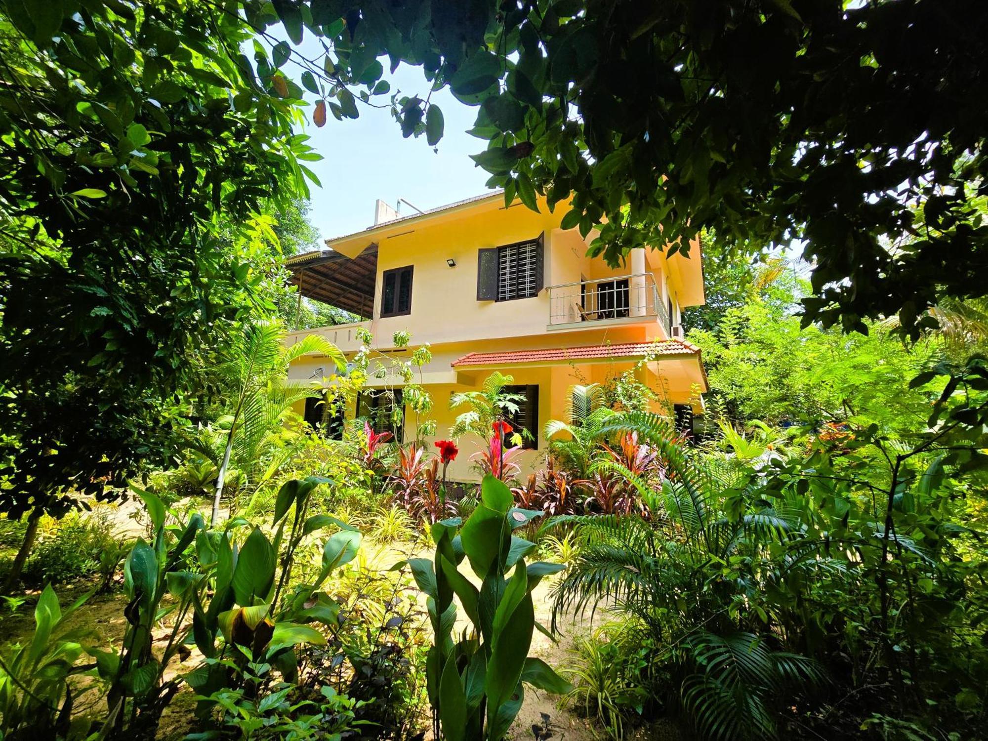 Bella Beach Villa Mararikulam Eksteriør billede